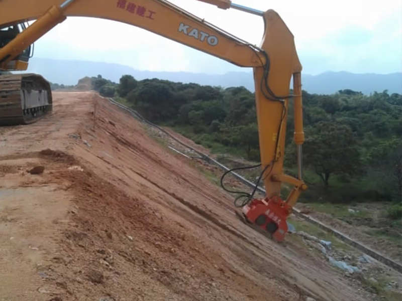 平板振動夯實機(jī) 平板振動夯實機(jī)